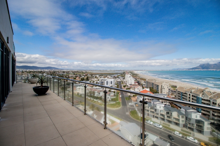 4 Bedroom Property for Sale in Table View Western Cape